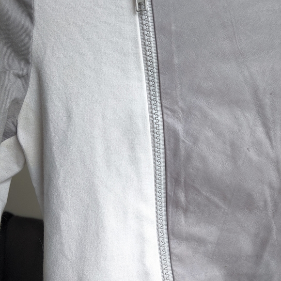 12.1.2 Leather Jacket / Size 0 - Picture 7 of 10